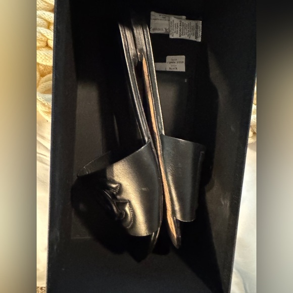 Elegant Black Slide Sandals - Calfskin slides with DG Millennials logo - Picture 8 of 8